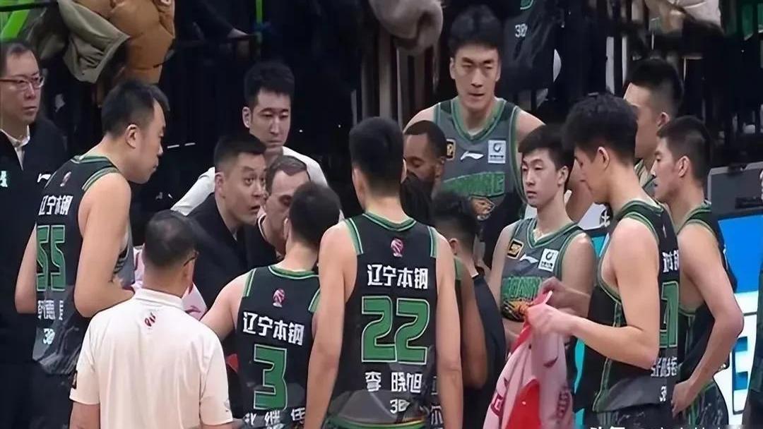九游体育app下载-强强对话，国内职业篮球联赛场上争夺胜利的简单介绍