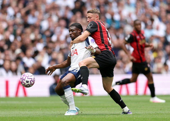 九游体育官方入口-热刺连胜逆转斯托克城的比赛