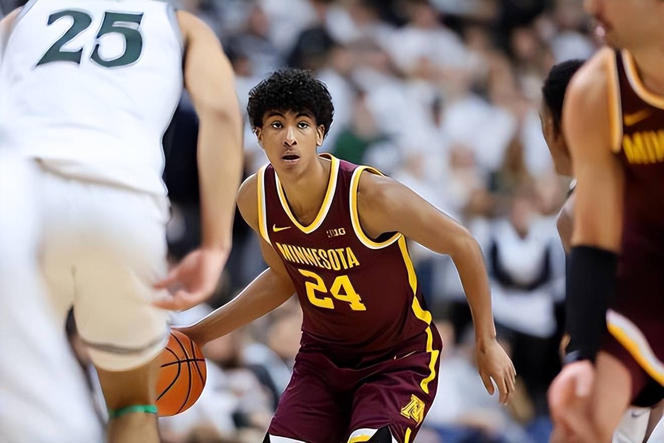 关于森林狼队球员人员调整，拟将新秀提拔为首发的信息