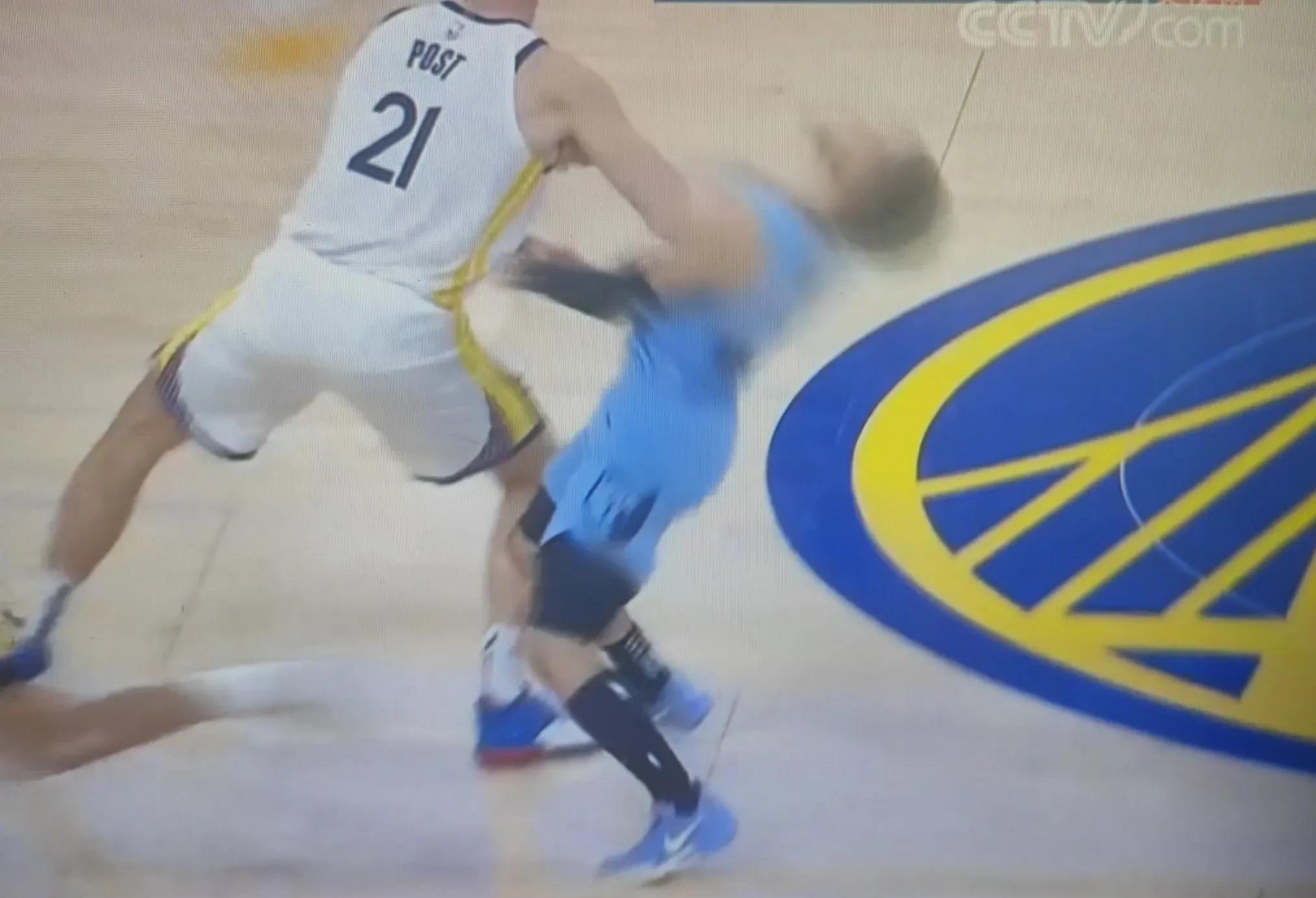 灰熊客场击败骑士，取得两连胜