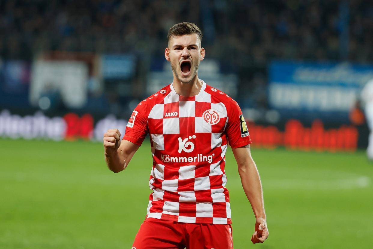 美因茨客场炮制大胜，逐渐摆脱降级区的简单介绍