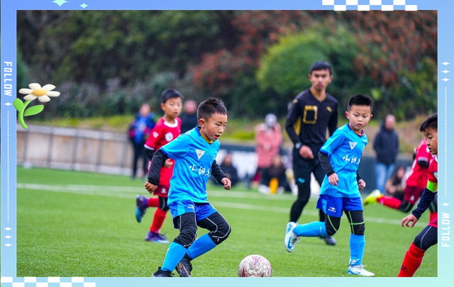 九游体育-疯狂比拼中，球员们奋力拼搏的简单介绍