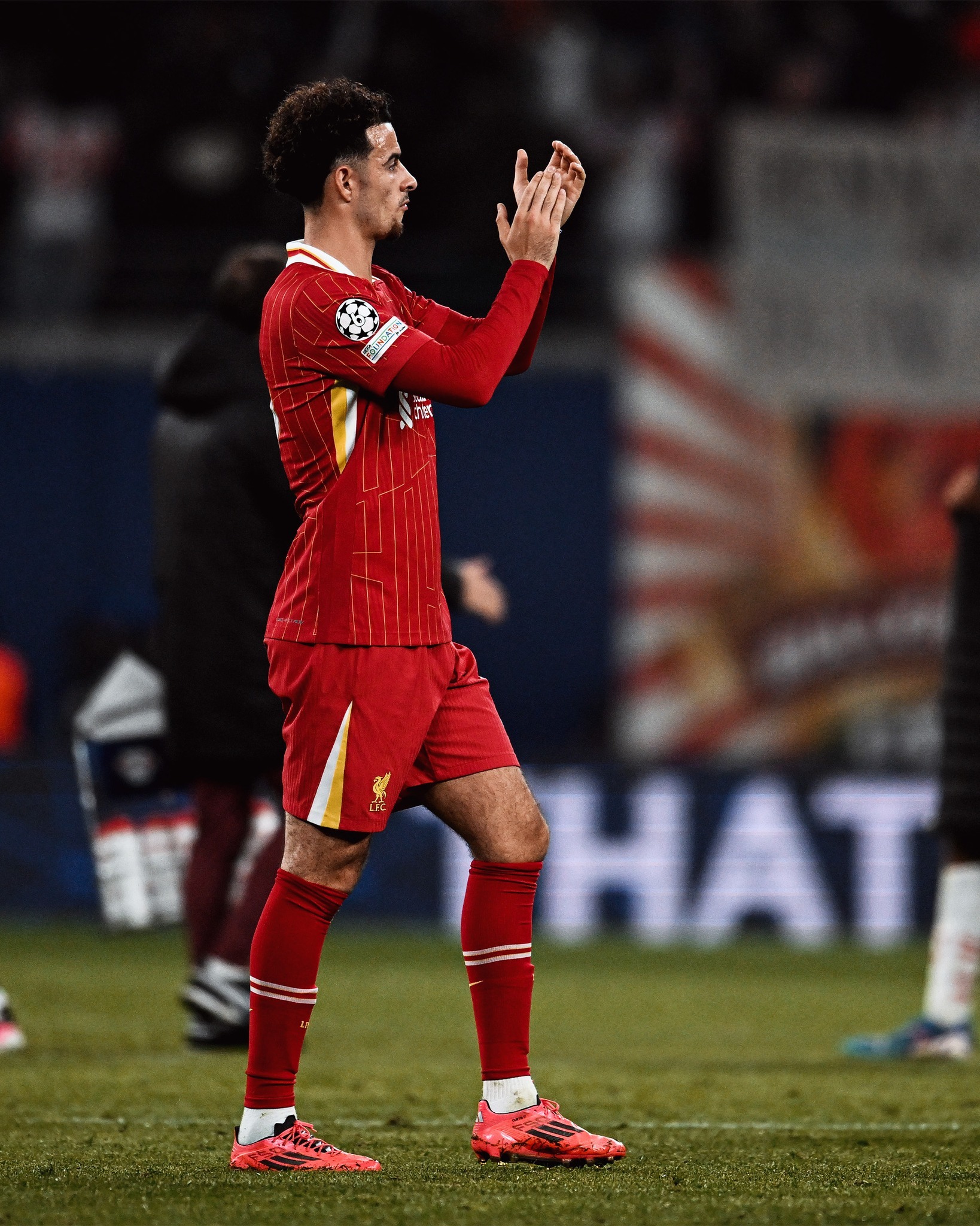 罗马逆转胜利，赢得欧冠明星秀